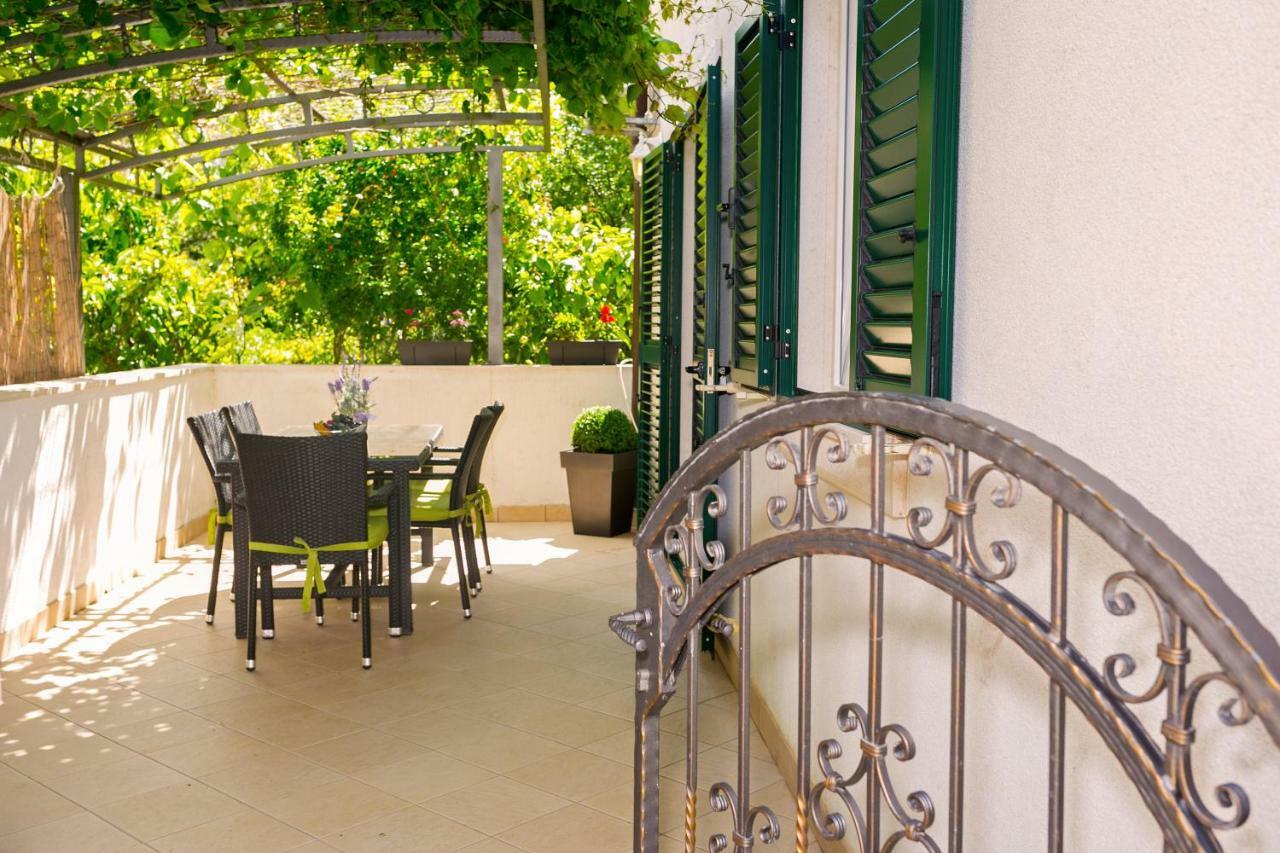 Apartments Stipisic Hvar Town Extérieur photo